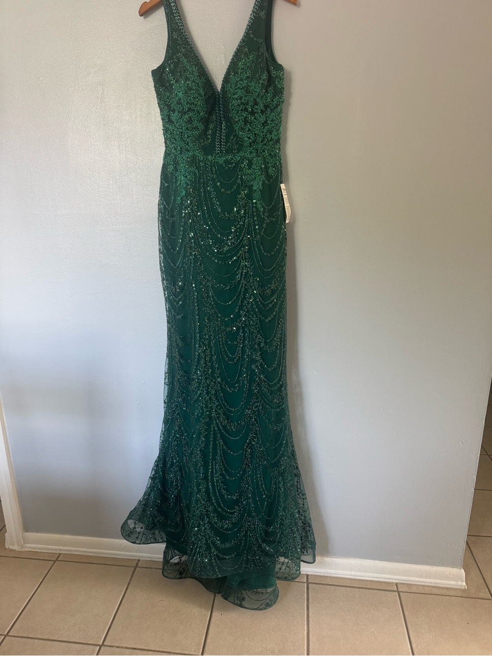 Beaded Deep Green V-Neck Formal Evening Gown - Picture 8 of 8